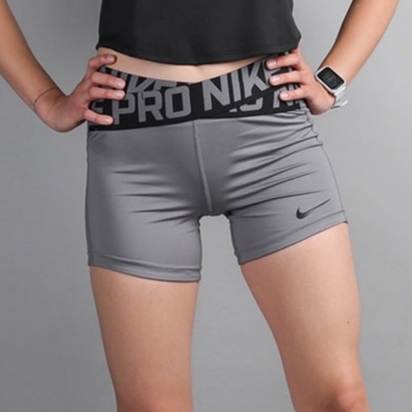 nike pro shorts crossover
